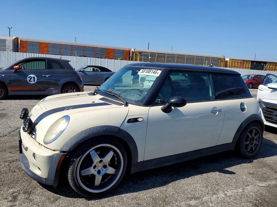2005 Mini Cooper VIN WMWRE33505TG96981 COPART salvage auction — FRONT END, Ca - Dis/Dlr/Exp Only Clean Title, sold $250 on 2026-07-10 (photo 1)