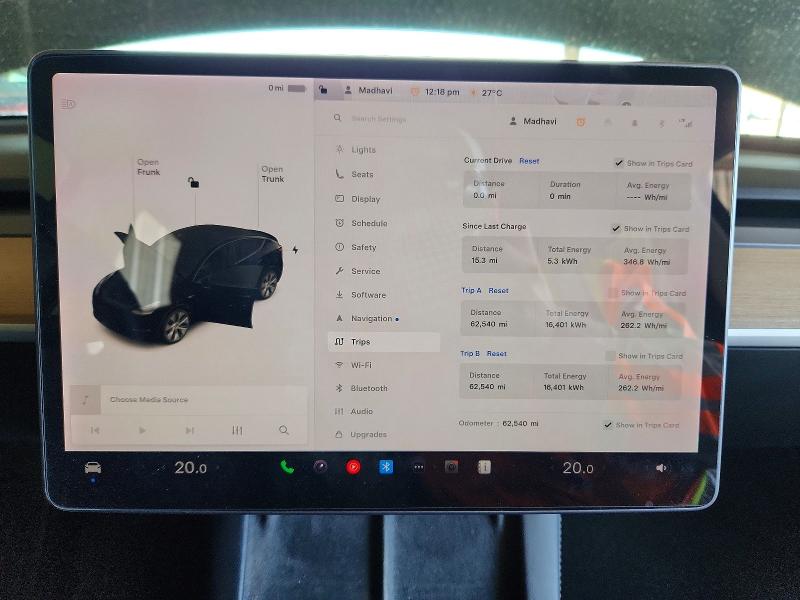 2021 Tesla Model y VIN 5YJYGAEE0MF154899 COPART salvage auction — SIDE, CA - SALVAGE CERTIFICATE, sold $9,000 on 2026-07-13 (photo 9)