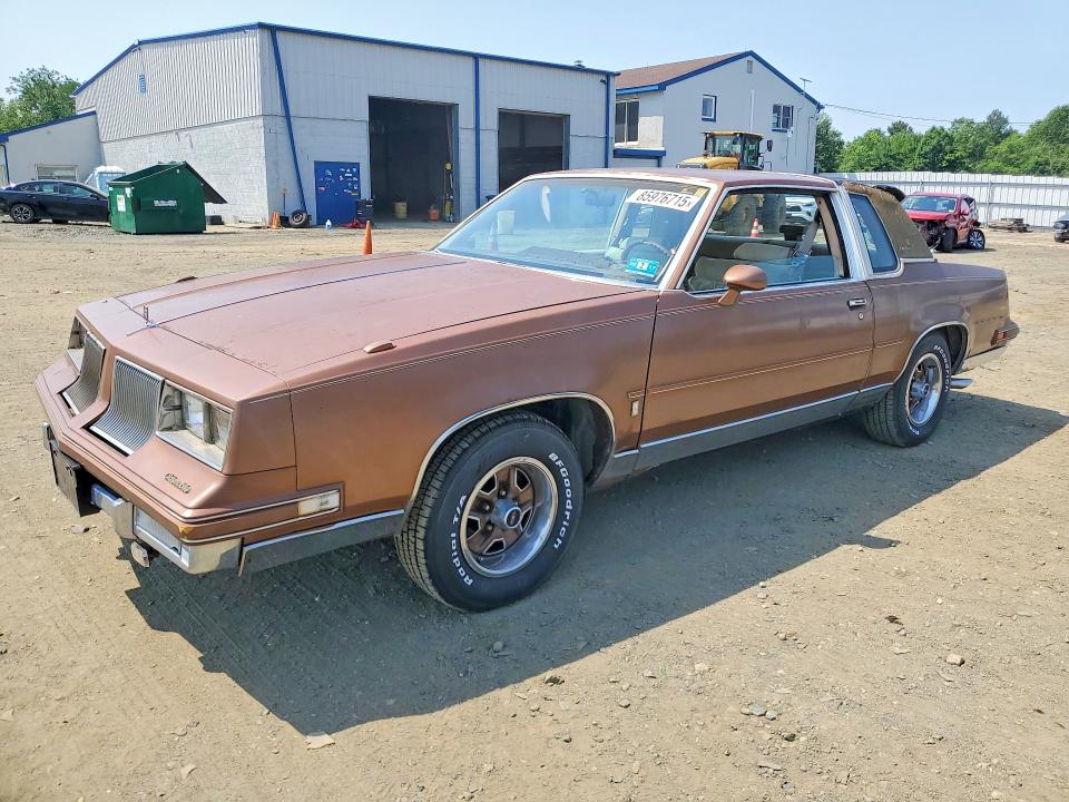 1986 Oldsmobile Cutlass supreme VIN 1G3GM47Y0GP378102 — COPART salvage auction photo