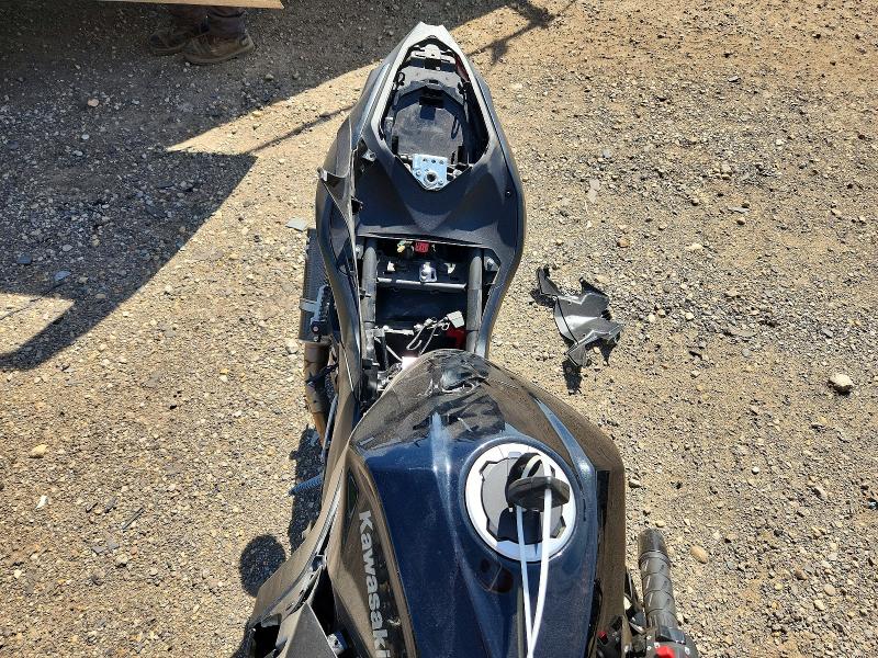 2025 Kawasaki Ex VIN ML5EXGJ10SDA61746 COPART salvage auction — SIDE, Il - Salvage Certificate, sold $925 on 2026-07-28 (photo 5)