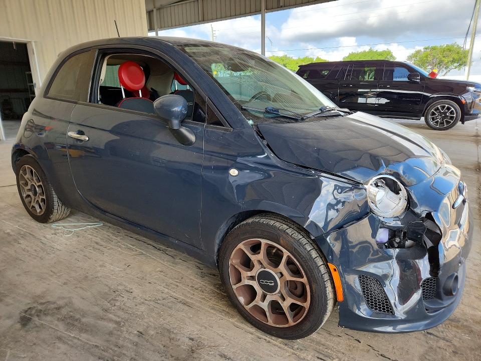 2018 Fiat 500 VIN 3C3CFFKH1JT472038 COPART salvage auction — FRONT END, Fl - Cert Of Title Slvg Rebuildable, sold $550 on 2026-08-12 (photo 4)