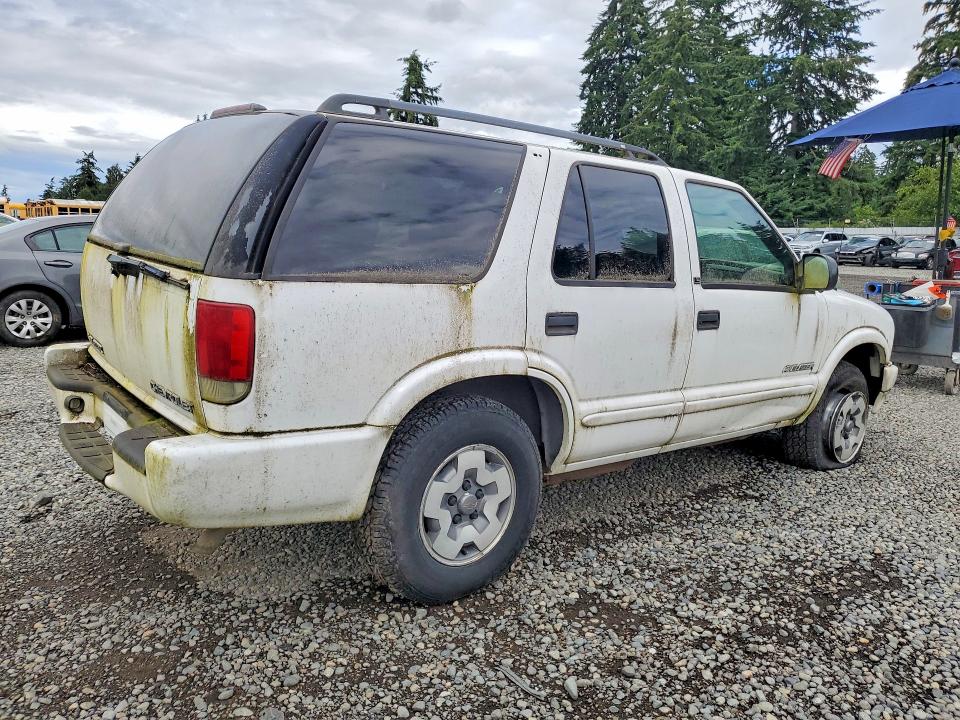 2003 Chevrolet Blazer VIN 1GNDT13X03K142162 COPART salvage auction — FRONT END, Wa - Vehicle Cert Of Ownership-Titl, sold $350 on 2026-07-02 (photo 3)