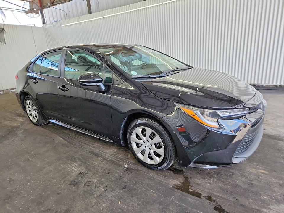 2025 Toyota Corolla VIN 5YFB4MDE0SP293496 COPART salvage auction — SIDE, FL - CERT OF TITLE SLVG REBUILDABLE, sold $6,100 on 2026-07-13 (photo 4)