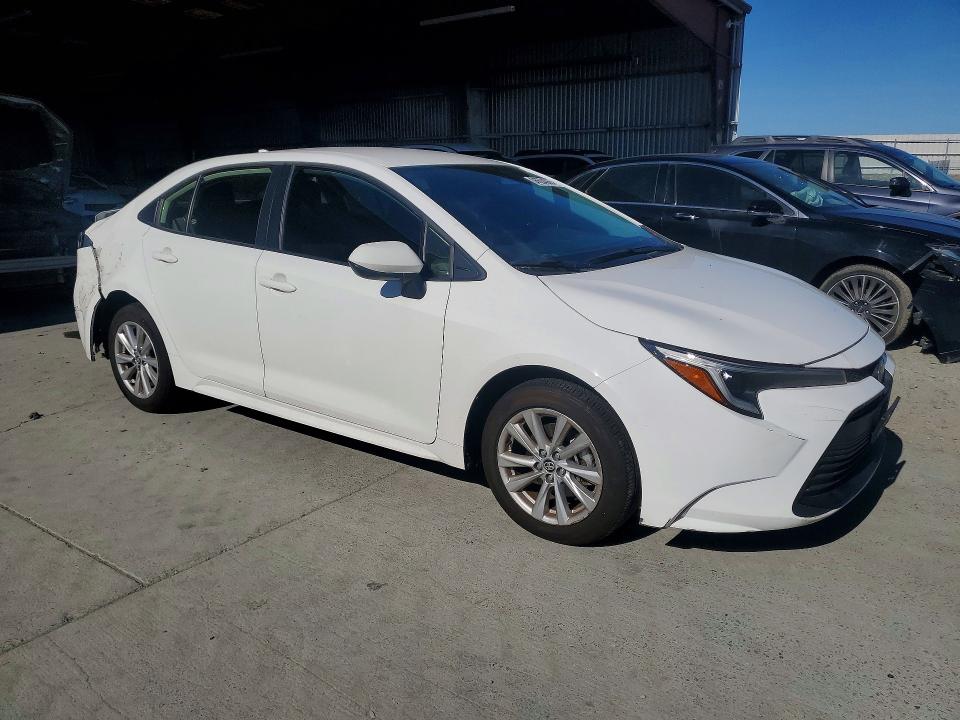2024 Toyota Corolla VIN JTDBCMFE6R3047104 COPART salvage auction — REAR END, Ca - Salvage Certificate, sold $7,300 on 2026-07-02 (photo 4)