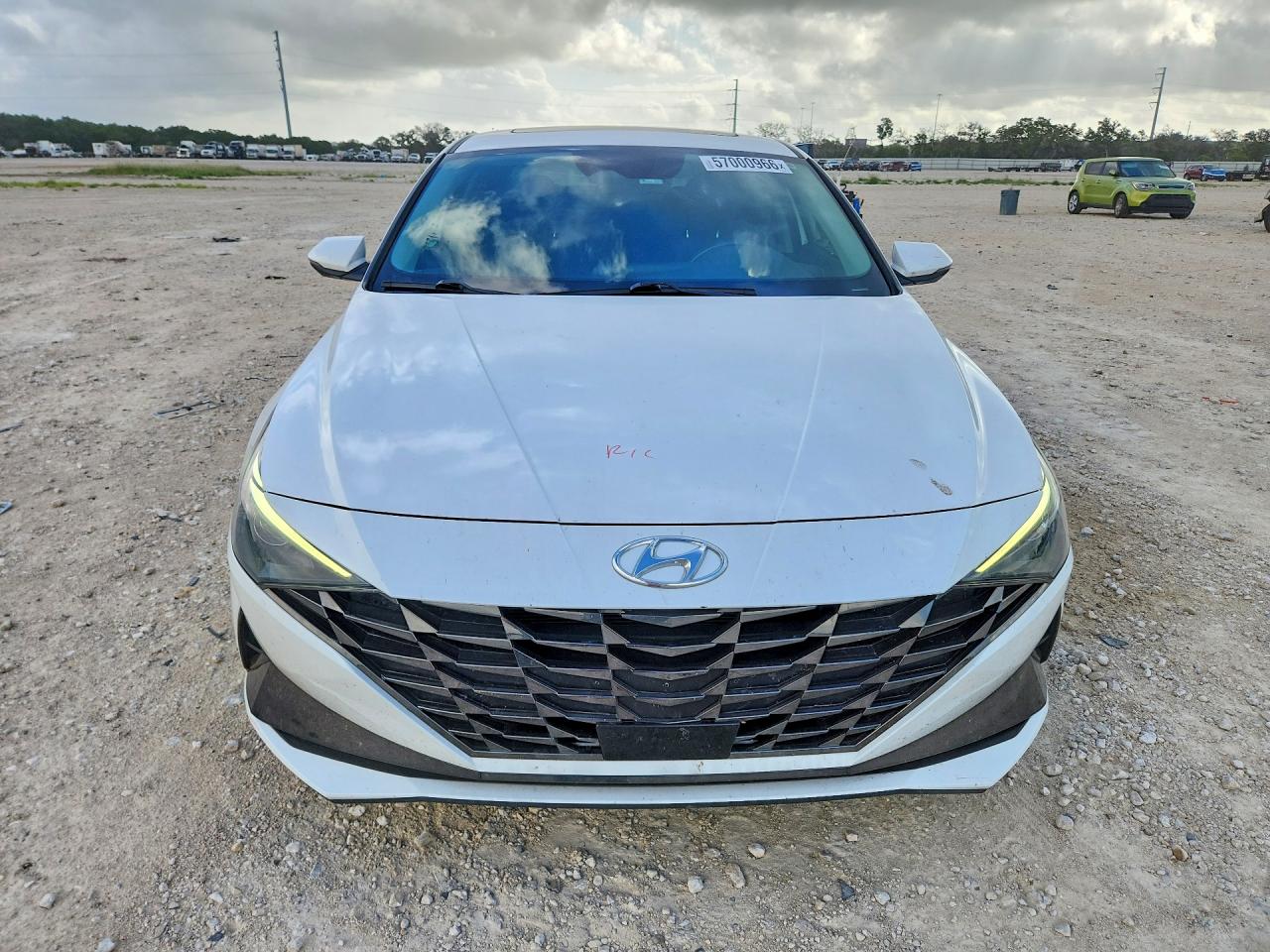 2022 Hyundai Elantra VIN 5NPLN4AG3NH081328 COPART salvage auction — Rear End, TX - SALVAGE VEHICLE TITLE, sold $5,600 on 2026-07-09 (photo 5)