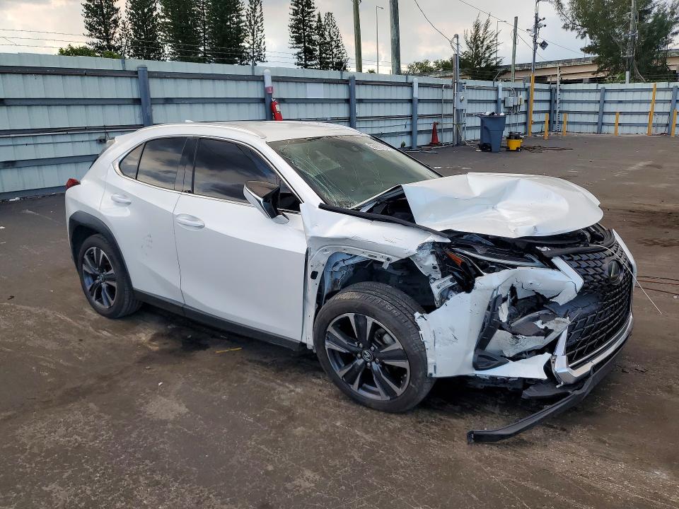 2021 Lexus Ux VIN JTHX3JBH2M2042869 COPART salvage auction — FRONT END, Fl - Certificate Of Destruction, sold $4,050 on 2026-07-27 (photo 4)