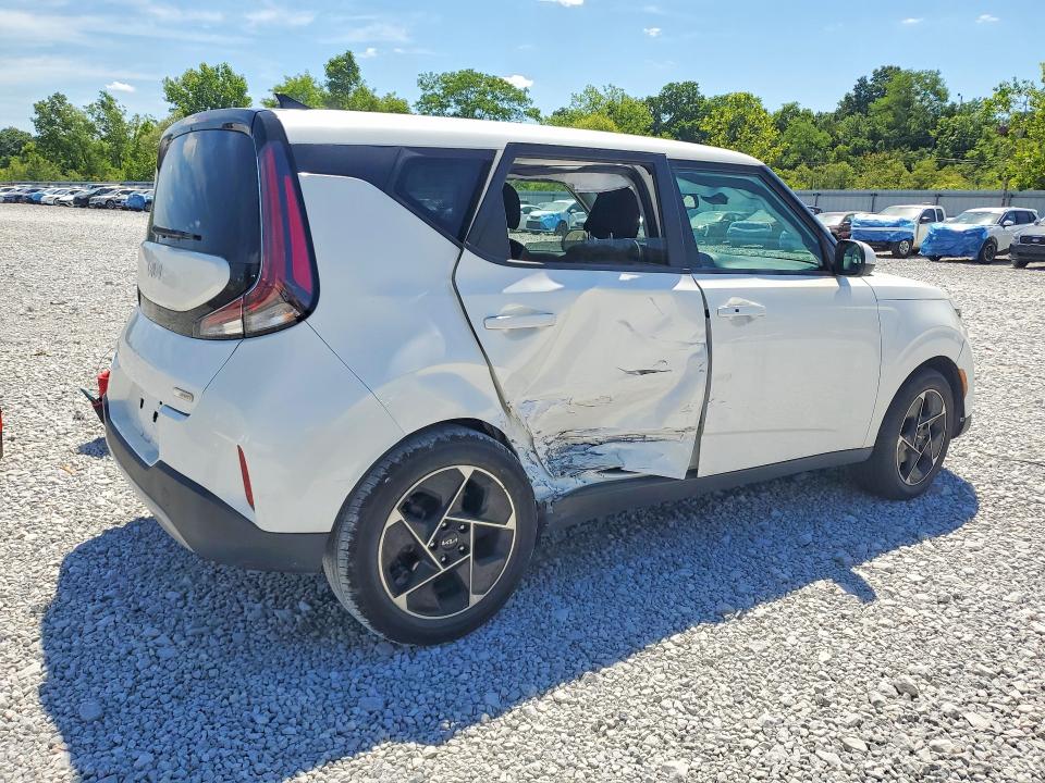 2023 Kia VIN KNDJ33AU9P7871835 COPART salvage auction — SIDE, Oh - Cert Of Title-Salvage, sold $4,000 on 2026-07-10 (photo 3)