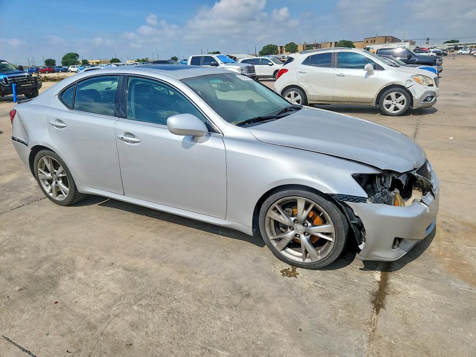 2008 Lexus Is VIN JTHBK262282082349 COPART salvage auction — REAR END, Tx - Salvage Vehicle Title, sold $550 on 2026-07-13 (photo 4)