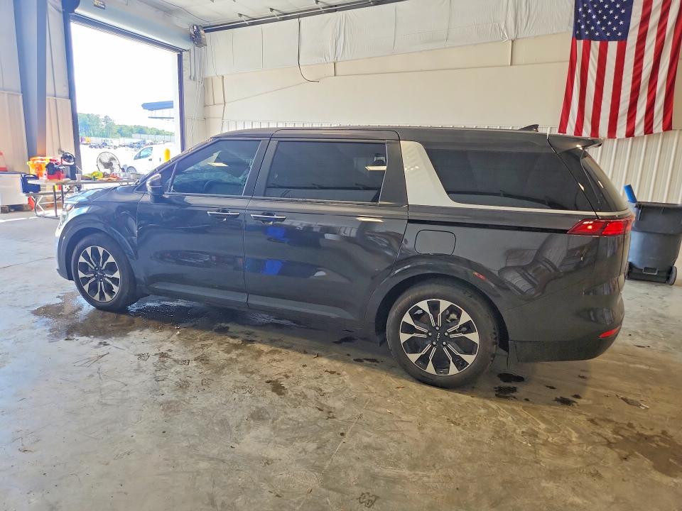 2024 Kia Carnival VIN KNDNC5H33R6442628 COPART salvage auction — ROOF, NC - DEALER ONLY CLEAN TITLE, sold $6,200 on 2026-07-23 (photo 2)