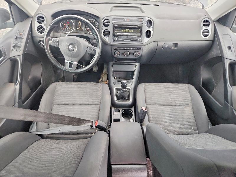 2014 Volkswagen Tiguan VIN WVGKV3AX1EW616362 COPART salvage auction — REAR END, On - Permit No Brand - Unfit, sold $825 on 2026-08-06 (photo 8)