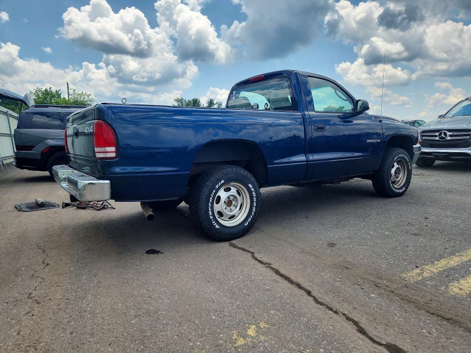 2001 Dodge Dakota VIN 1B7GG26X51S313190 COPART salvage auction — MECHANICAL, Nc - Certificate Of Title, sold $425 on 2026-07-02 (photo 3)