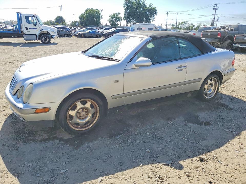 1999 Mercedes-benz Clk-class VIN WDBLK65G2XT027059 COPART salvage auction — MINOR DENT/SCRATCHES, Ca - Salvage Certificate, sold $225 on 2026-07-13 (photo 1)