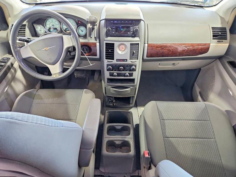 2010 Chrysler Town & country VIN 2A4RR5D1XAR369558 COPART salvage auction — FRONT END, Pa - Certificate Of Salvage, sold $475 on 2026-07-02 (photo 8)