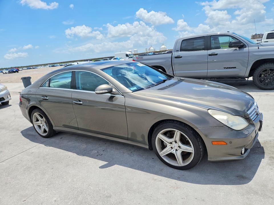 2008 Mercedes-benz Cls-class VIN WDDDJ72X08A128073 COPART salvage auction — WATER/FLOOD, La - Cert Of Title-Salvage Flood, sold $900 on 2026-07-08 (photo 4)