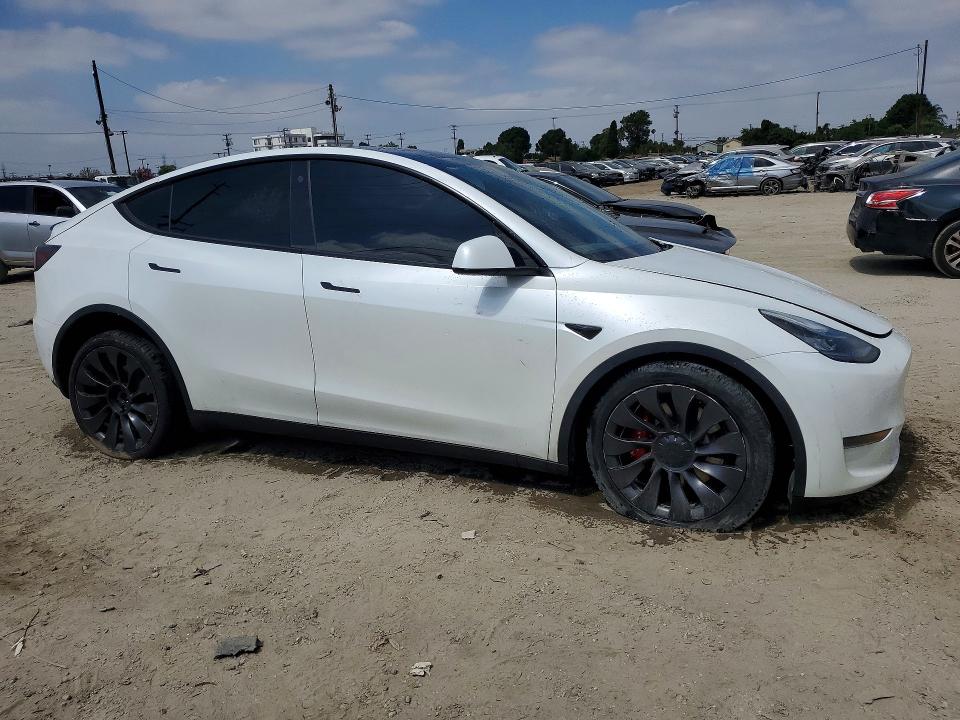 2022 Tesla Model y VIN 7SAYGDEE1NF355362 COPART salvage auction — FRONT END, Ca - Salvage Certificate, sold $9,500 on 2026-07-27 (photo 4)