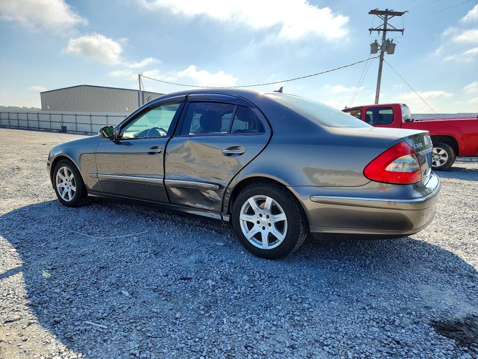 2008 Mercedes-benz E-klasse VIN WDBUF22X38B246898 COPART salvage auction — SIDE, Nc - Salvage Certificate Of Title, sold $2,250 on 2026-07-22 (photo 2)