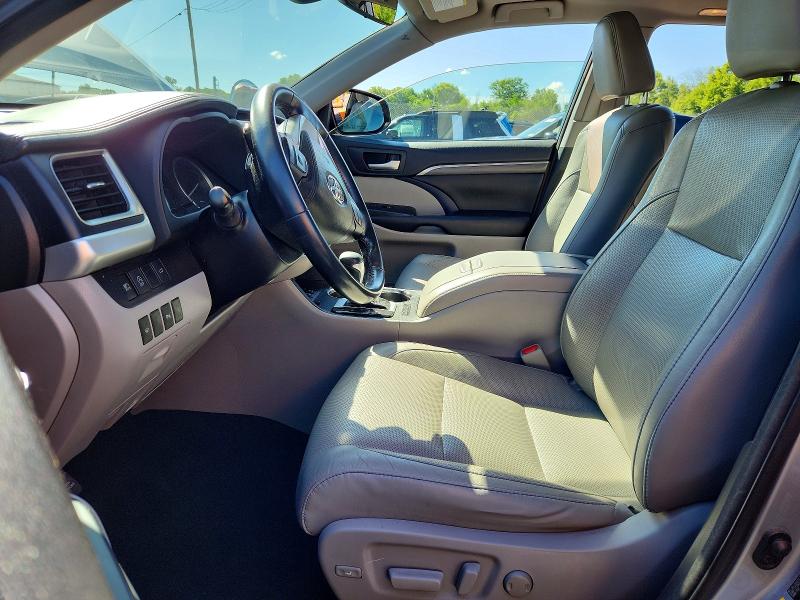 2017 Toyota Highlander VIN 5TDDZRFH0HS428345 COPART salvage auction — SIDE, Pa - Certificate Of Salvage, sold $9,800 on 2026-07-18 (photo 7)