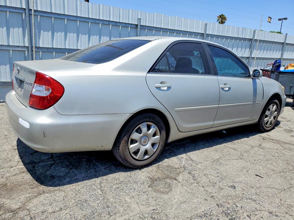 2003 Toyota Camry VIN 4T1BE32K03U755992 COPART salvage auction — NORMAL WEAR, Ca - Dis/Dlr/Exp Only Clean Title, sold $700 on 2026-08-21 (photo 3)
