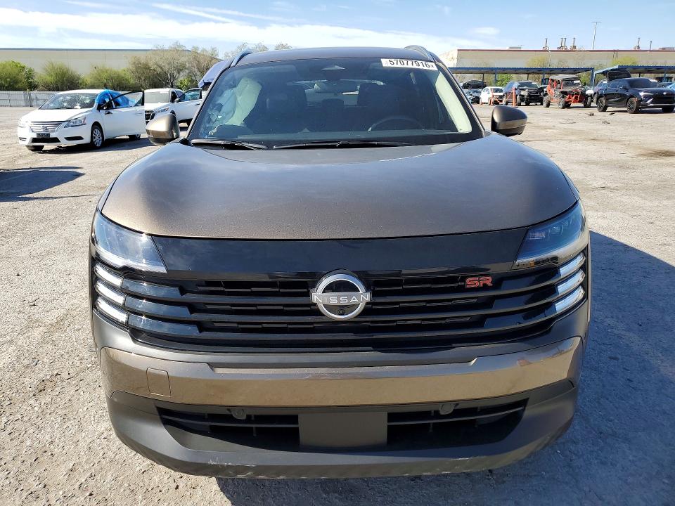 2025 Nissan VIN 3N8AP6DB4SL333570 COPART salvage auction — SIDE, Nv - Salvage Title, sold $8,700 on 2026-07-28 (photo 5)