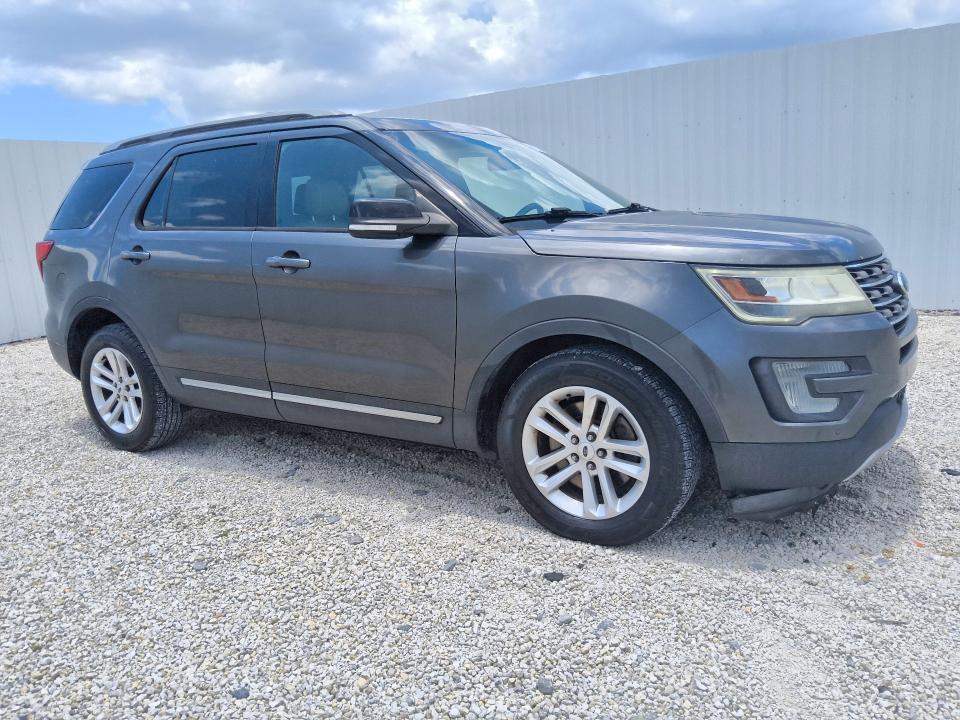 2017 Ford Explorer VIN 1FM5K7D86HGA55429 COPART salvage auction — MECHANICAL, FL - CERTIFICATE OF TITLE, sold $1,550 on 2026-07-09 (photo 4)