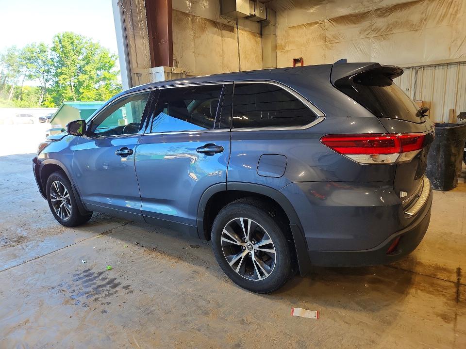 2019 Toyota VIN 5TDBZRFH7KS918800 COPART salvage auction — FRONT END, Salvage Title, sold $8,200 on 2026-07-15 (photo 2)