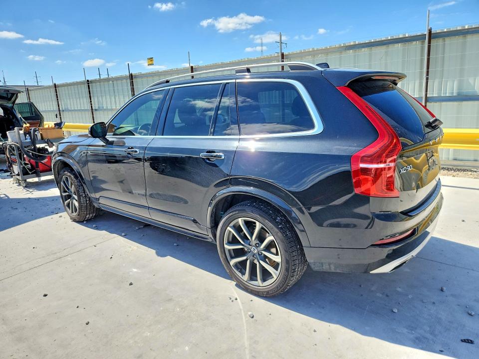 2019 Volvo VIN YV4A22PK6K1419093 COPART salvage auction — WATER/FLOOD, Tx - Salvage Title-Flood Damage, sold $1,350 on 2026-07-28 (photo 2)