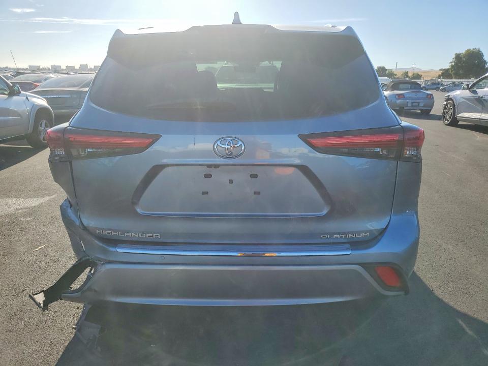 2022 Toyota Highlander VIN 5TDFZRAH8NS110825 COPART salvage auction — FRONT END, Sc - Salvage Title, sold $15,900 on 2026-07-15 (photo 6)