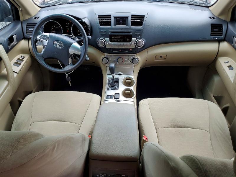 2011 Toyota Highlander VIN 5TDZK3EH2BS035768 COPART salvage auction — SIDE, NC - SALVAGE CERTIFICATE OF TITLE, sold $3,300 on 2026-07-16 (photo 8)
