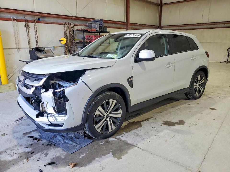 2024 Mitsubishi VIN JA4ARUAU8RU022816 COPART salvage auction — FRONT END, Ny - Mv-907A Salvage Certificate, sold $6,500 on 2026-07-27 (photo 1)
