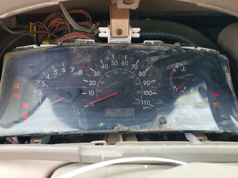 2005 Toyota Corolla VIN 1NXBR32E25Z549168 COPART salvage auction — ROLLOVER, Ca - Dis/Dlr/Exp Only Clean Title, sold $300 on 2026-07-19 (photo 9)