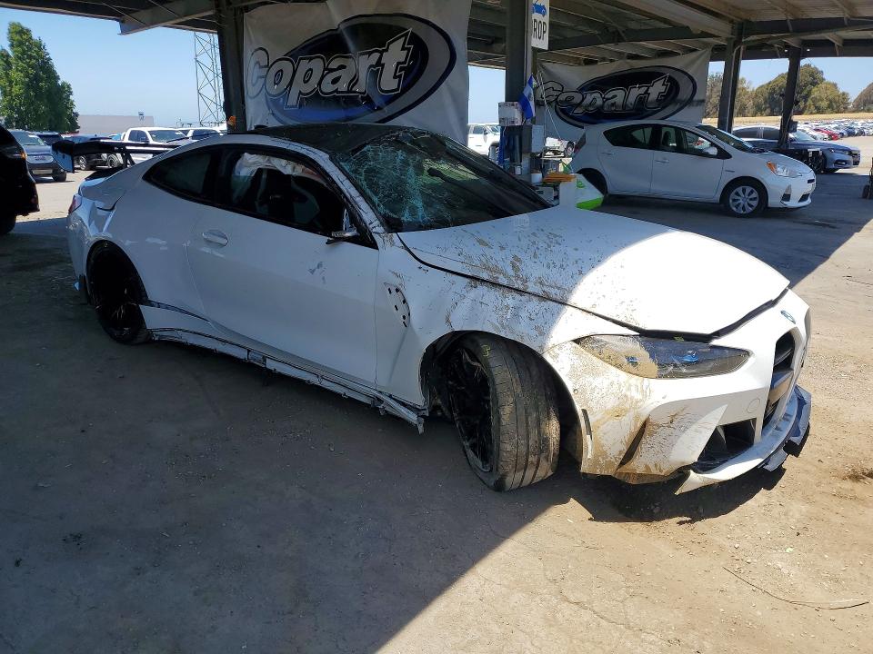 2021 BMW M4 VIN WBS33AZ07MCG63384 COPART salvage auction — ROLLOVER, Ca - Salvage Certificate, sold $3,600 on 2026-07-21 (photo 4)
