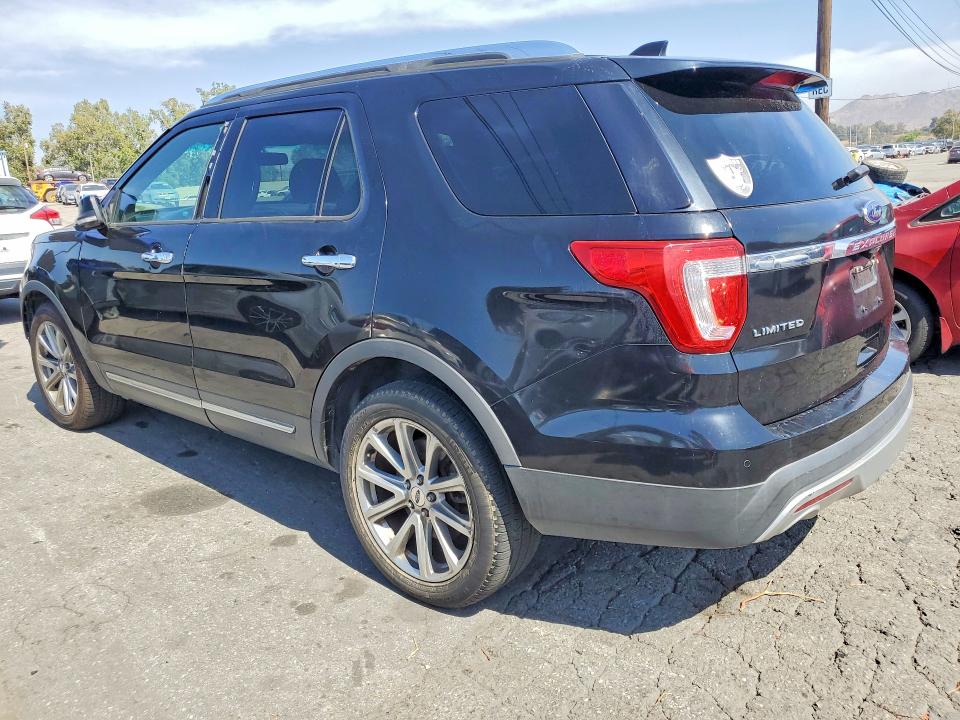2017 Ford Explorer VIN 1FM5K7F83HGB81521 COPART salvage auction — MINOR DENT/SCRATCHES, Ca - Dis/Dlr/Exp Only Clean Title (P), sold $2,600 on 2026-07-09 (photo 2)