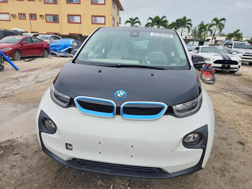2016 BMW VIN WBY1Z4C52GV505879 COPART salvage auction — MINOR DENT/SCRATCHES, Fl - Cert Of Title Slvg Rebuildable, sold $300 on 2026-07-21 (photo 5)