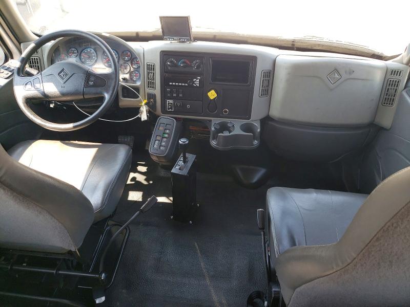 2018 International 4000 series VIN 1HTMMMMN7JH098419 COPART salvage auction — MINOR DENT/SCRATCHES, Mo - Dealer Only Clean Title, sold $12,700 on 2026-07-14 (photo 8)