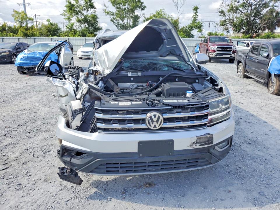 2019 Volkswagen Atlas VIN 1V2NR2CA2KC521491 COPART salvage auction — ALL OVER, Fl - Certificate Of Title, sold $1,350 on 2026-07-09 (photo 5)
