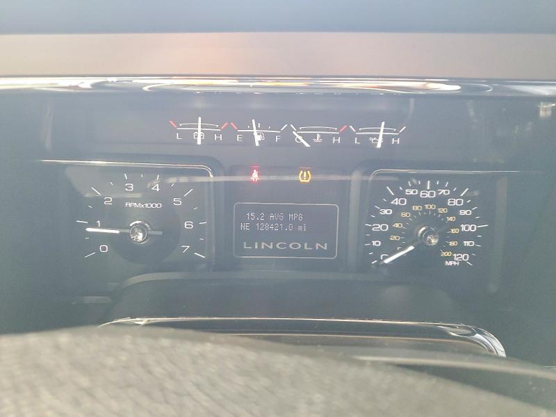 2014 Lincoln Navigator VIN 5LMJJ2H53EEL03693 COPART salvage auction — UNDERCARRIAGE, Tx - Salvage Vehicle Title, sold $2,000 on 2026-07-06 (photo 9)