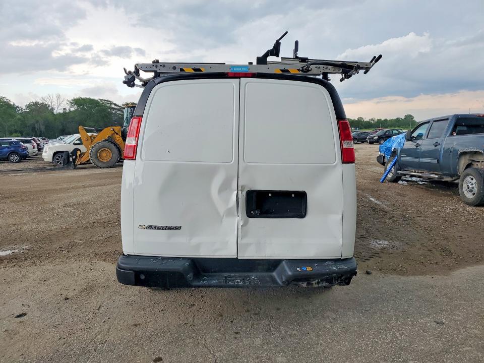 2020 Chevrolet Express 2500 VIN 1GCWGAFG7L1255016 COPART salvage auction — FRONT END, Va - Cert Of Title - Salvage, sold $900 on 2026-07-08 (photo 6)