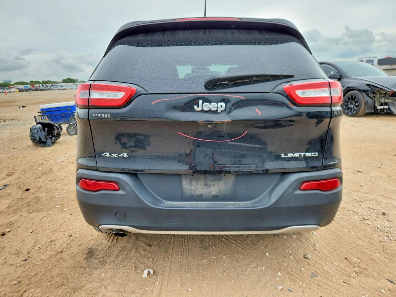 2016 Jeep Cherokee VIN 1C4PJMDB8GW295547 COPART salvage auction — Undercarriage, CO - SALVAGE TITLE, sold $2,700 on 2026-07-09 (photo 6)
