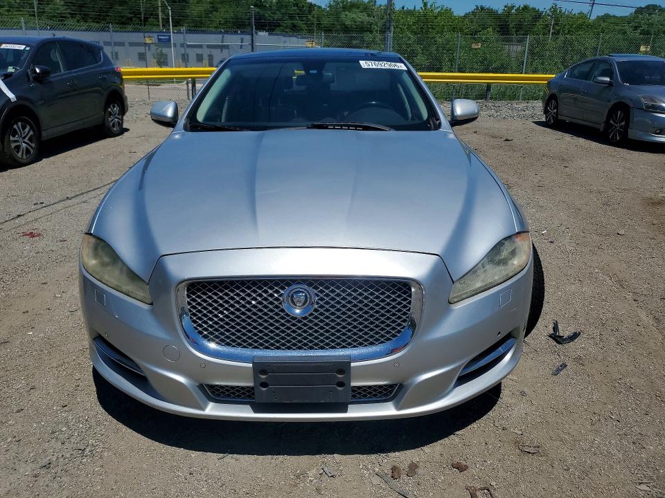 2012 Jaguar Xj VIN SAJWA1CB9CLV23502 COPART salvage auction — VANDALISM, Md - Certificate Of Title, sold $600 on 2026-07-23 (photo 5)
