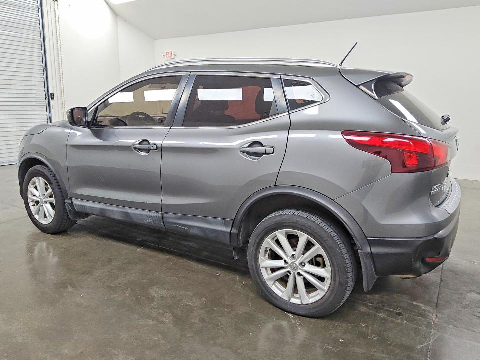 2017 Nissan Rogue sport VIN JN1BJ1CP8HW022800 COPART salvage auction — MINOR DENT/SCRATCHES, Tx - Certificate Of Title, sold $1,900 on 2026-07-07 (photo 2)