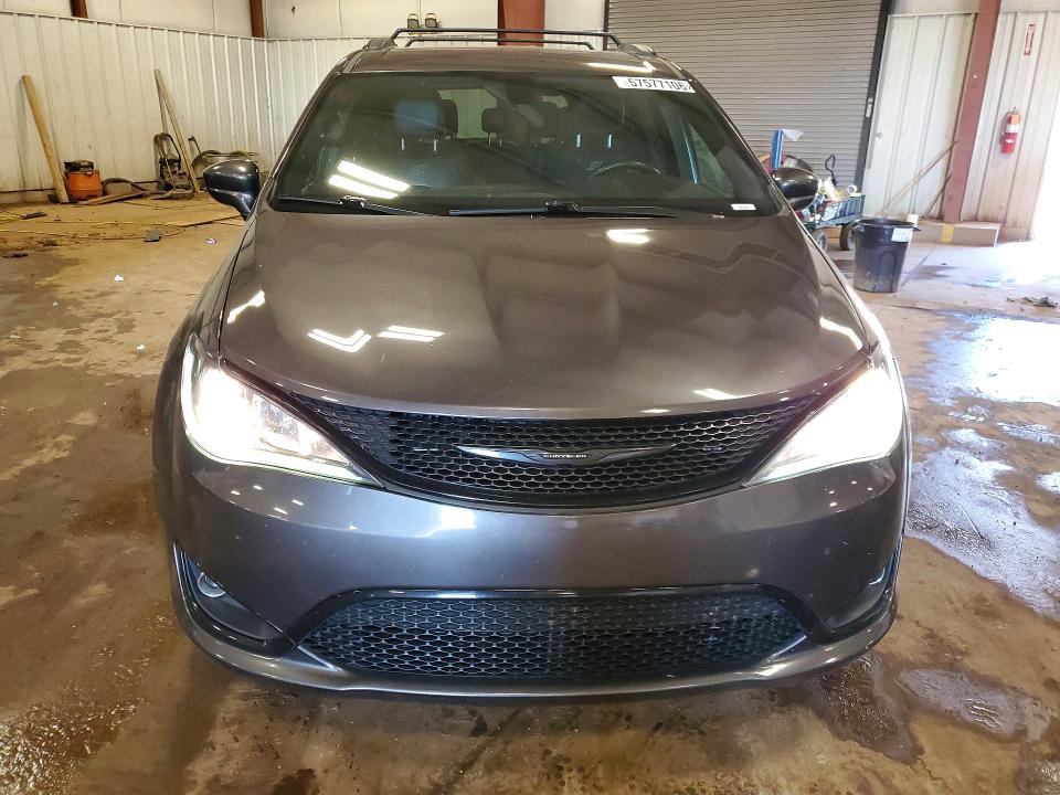 2018 Chrysler VIN 2C4RC1BG3JR353970 COPART salvage auction — SIDE, Mi - Certificate Of Title, sold $2,100 on 2026-07-17 (photo 5)
