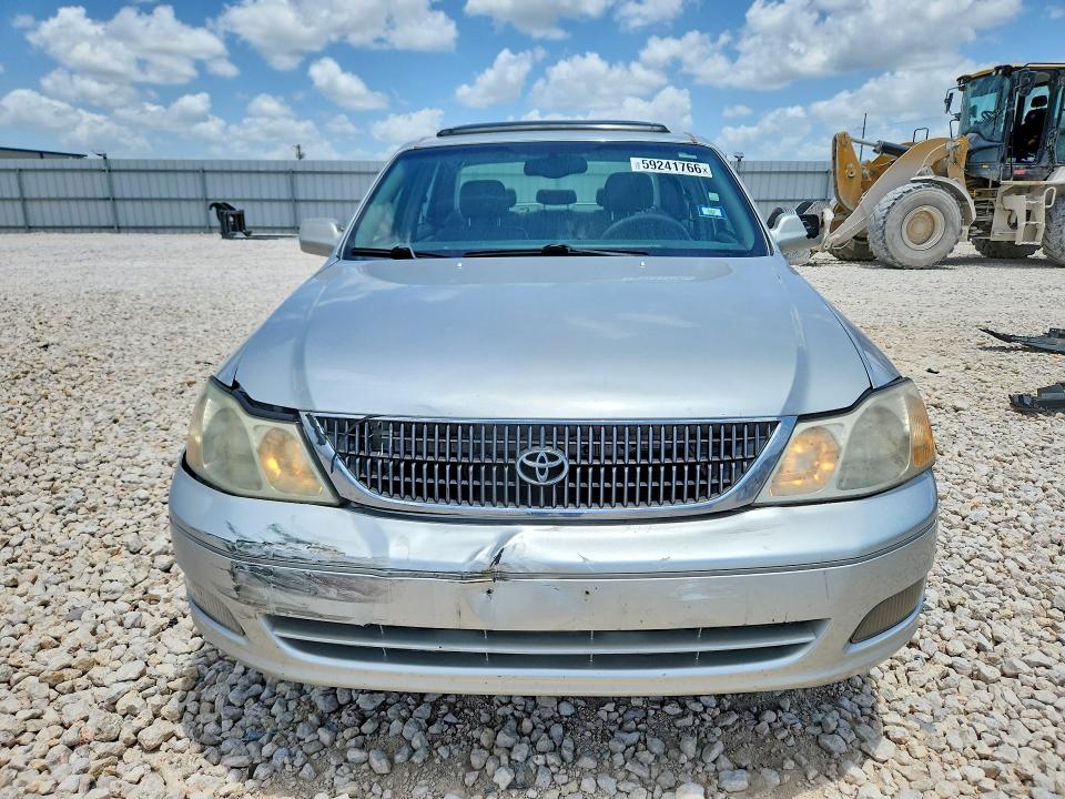2001 Toyota Avalon VIN 4T1BF28BX1U132679 COPART salvage auction — FRONT END, Tx - Salvage Vehicle Title, sold $475 on 2026-07-09 (photo 5)