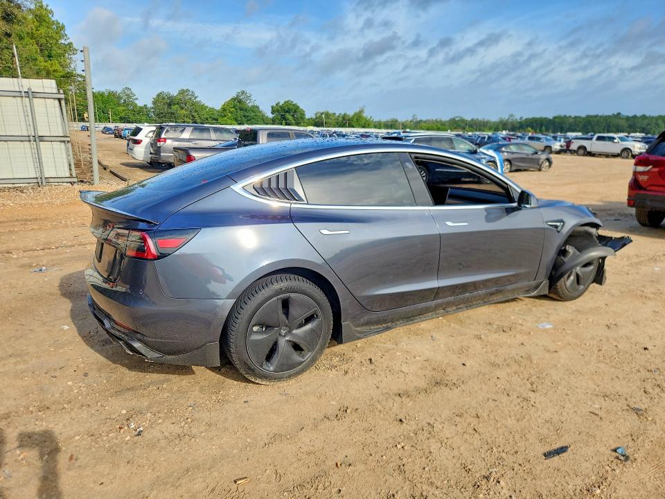 2019 Tesla VIN 5YJ3E1EA2KF464191 COPART salvage auction — FRONT END, Fl - Cert Of Title Slvg Rebuildable, sold $6,000 on 2026-07-31 (photo 3)