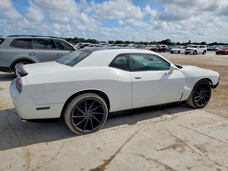 2014 Dodge Challenger VIN 2C3CDYAG1EH149567 COPART salvage auction — FRONT END, Fl - Certificate Of Title, sold $10 on 2026-07-09 (photo 3)