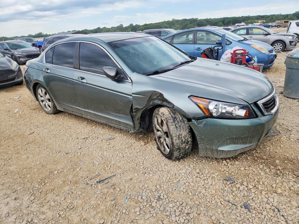 2008 Honda Accord VIN JHMCP26808C056742 COPART salvage auction — SIDE, KS - CERT OF TITLE-SALVAGE, sold $90 on 2026-07-30 (photo 4)