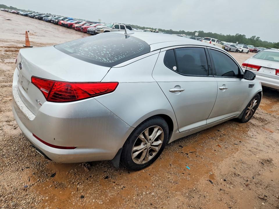 2012 Kia VIN 5XXGN4A71CG031165 COPART salvage auction — FRONT END, Fl - Cert Of Title Slvg Rebuildable, sold $350 on 2026-07-07 (photo 3)