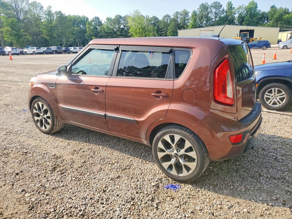2012 Kia Soul VIN KNDJT2A6XC7434139 COPART salvage auction — MINOR DENT/SCRATCHES, Nc - Dealer Only Clean Title, sold $925 on 2026-07-10 (photo 2)