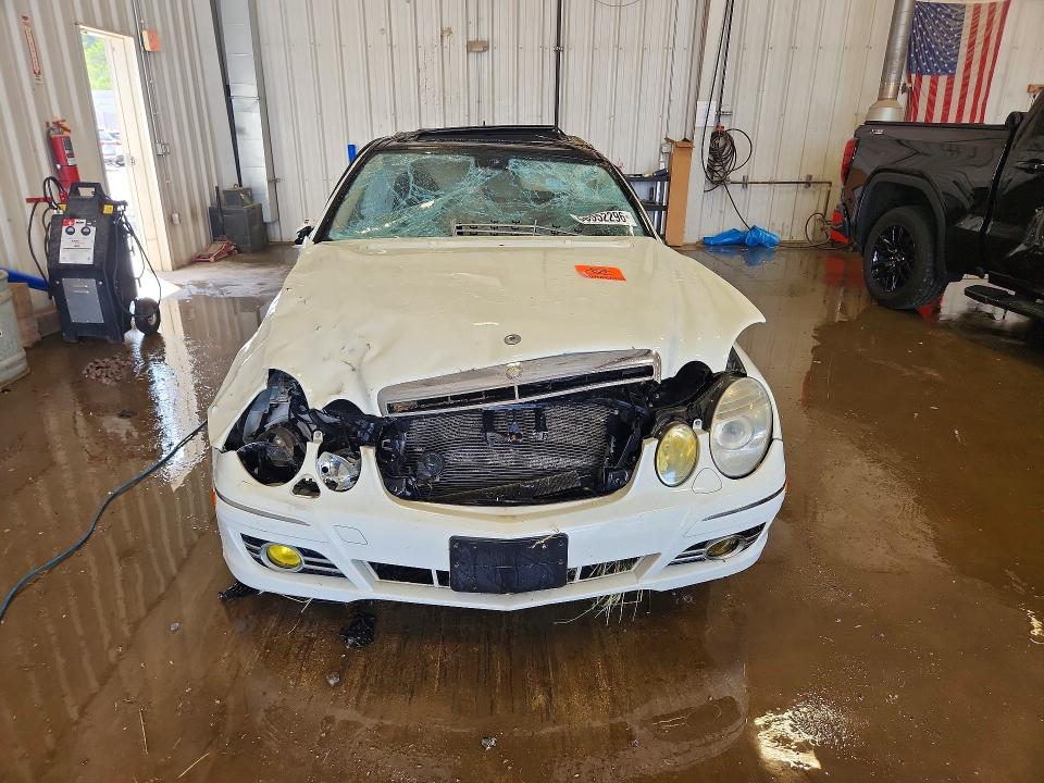 2007 Mercedes-benz E-class VIN WDBUF87X37B155060 COPART salvage auction — ROLLOVER, WI - JUNKED VEHICLE BILL OF SALE, sold $325 on 2026-07-20 (photo 5)