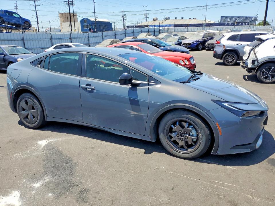 2026 Toyota Prius VIN JTDACACU6T3058732 COPART salvage auction — FRONT END, CA - SALVAGE CERTIFICATE, sold $8,200 on 2026-07-29 (photo 4)
