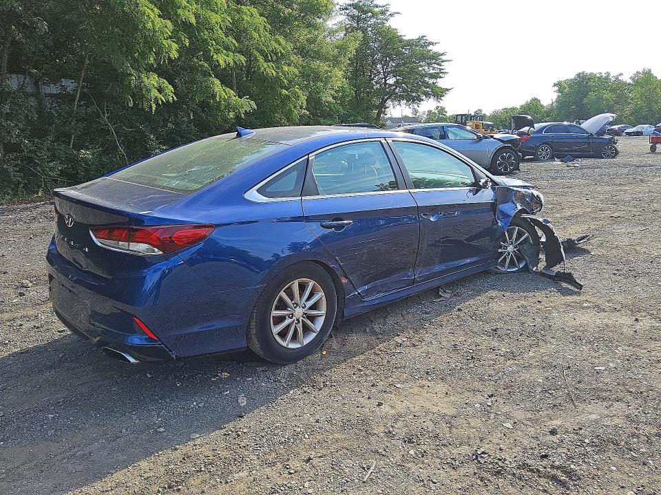 2018 Hyundai Sonata VIN 5NPE24AF7JH666724 COPART salvage auction — FRONT END, Va - Certificate Of Title, sold $200 on 2026-07-09 (photo 3)
